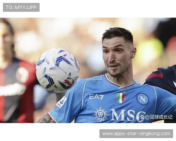 那不勒斯波利塔诺偷球后快速低射形成关键突破,成就逆转之战